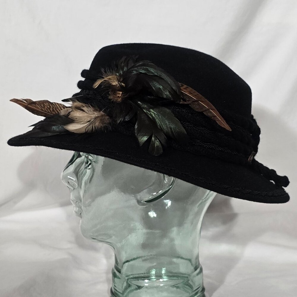 Vintage MAYSER Modell Womens Hat - Black (Feathers) - 22 1/2" M/L*